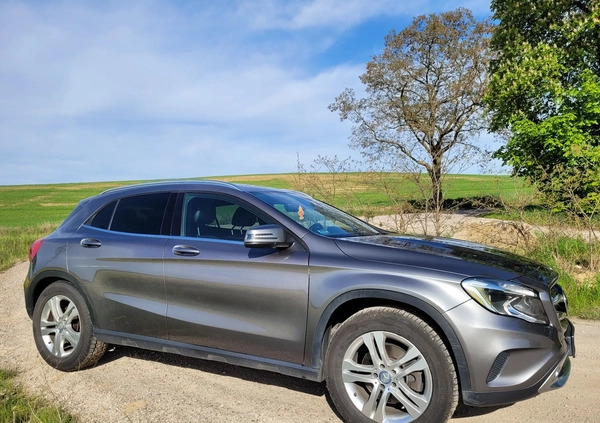 Mercedes-Benz GLA cena 70900 przebieg: 226000, rok produkcji 2016 z Międzychód małe 301